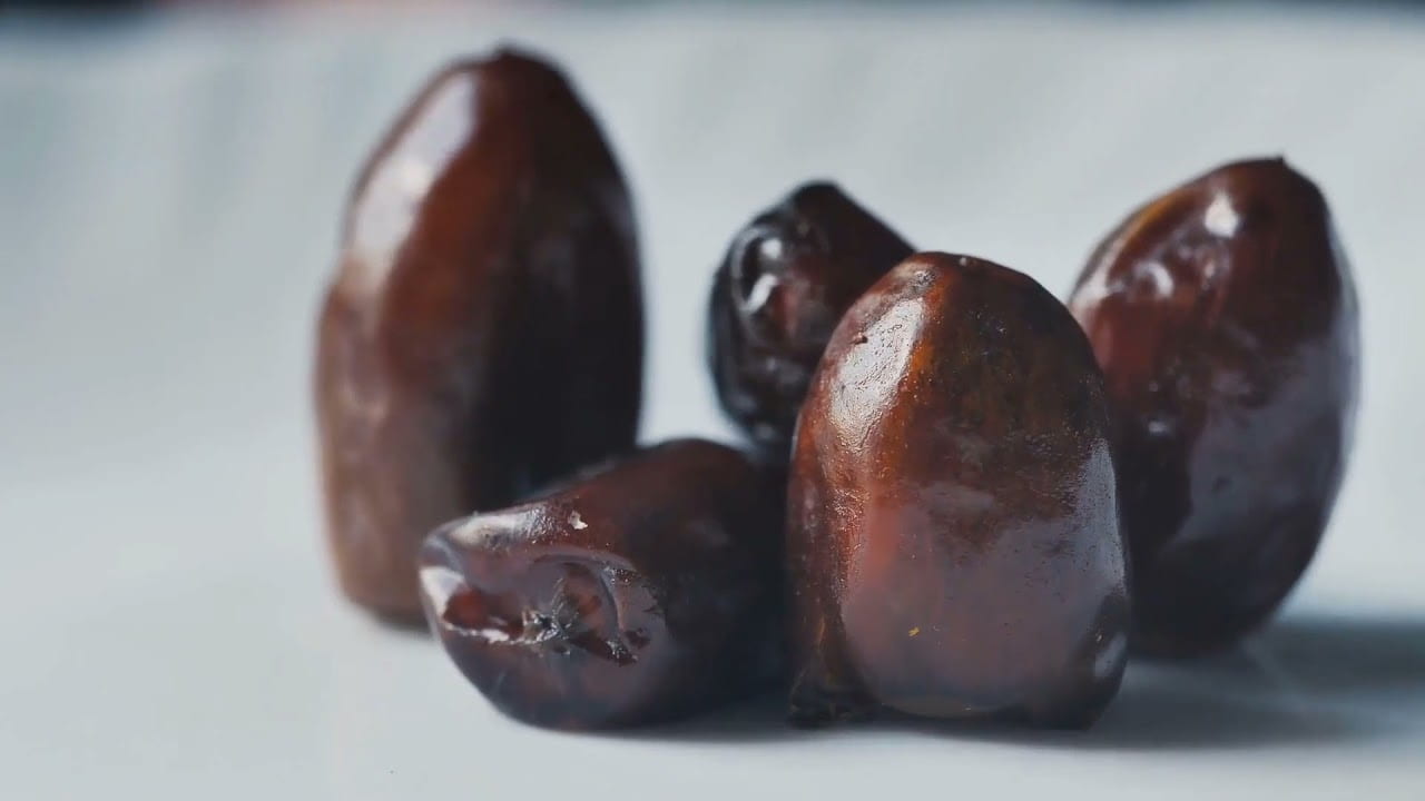 تصویر 4 از خرما مضافتی اهواز نگهداری سرد خانه ای در سلامت کامل